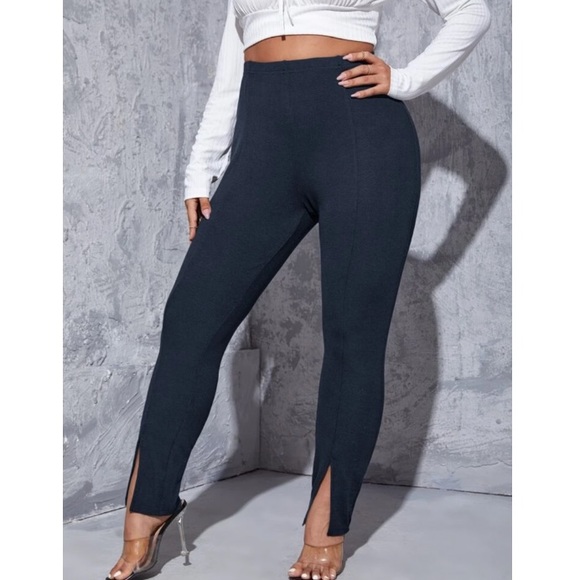 Plus size black stretchy split hem pants - Picture 13 of 15